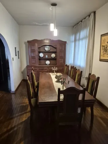 cristaleira de sucupira grande