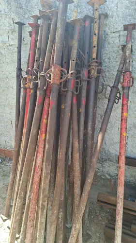 Escoras metálicas