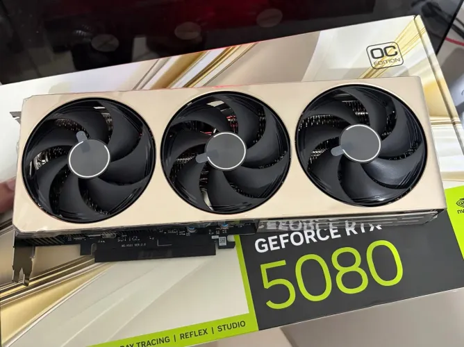 (TROCO) RTX 5080 INSPIRE 3X