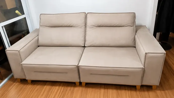 Sofá Retrátil e Reclinável Premium 2 Lugares - Excelente Estado