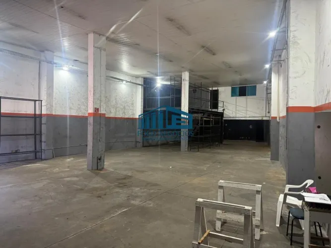 Salão comercial para alugar no bairro Serraria - Diadema/SP