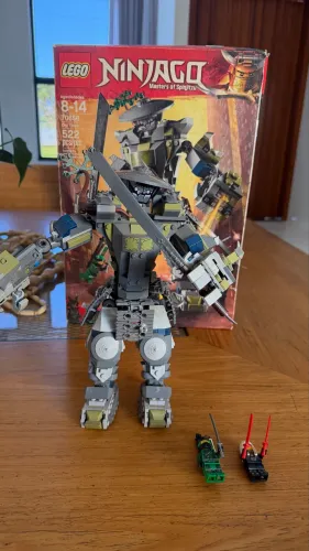 Lego ninjago 522 peças
