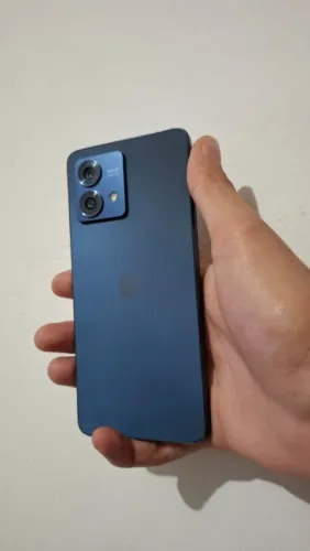 Moto G84 5G / 256GB - 8GB RAM