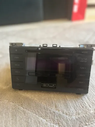 Rádio Painel Multimídia + moldura original Toyota Corolla 2018 GLI 2018