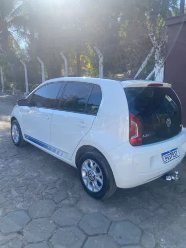 Volkswagen Up! Move 1.0 TSI Total Flex 12V 5P 2016