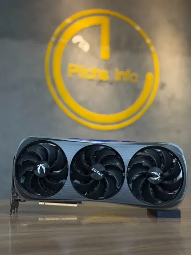 Placa de Vídeo Zotac Gaming GeForce RTX 4080 16GB AMP Extreme AIRO