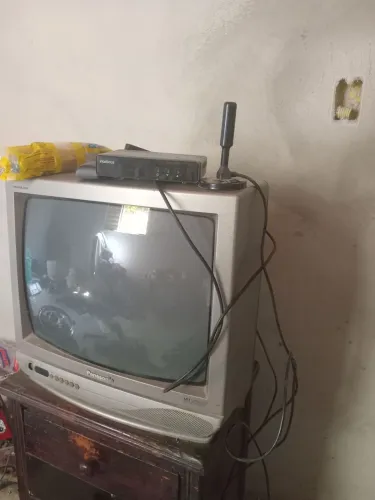 TV mais conversor e antena digital 180Reais