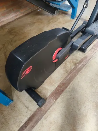 Elíptico Embreex 212
