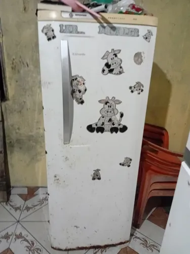 Refrigerador frost free Electrolux 
