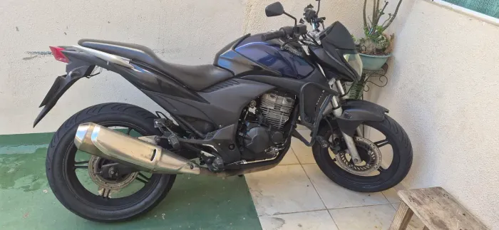 Honda CB300 2012