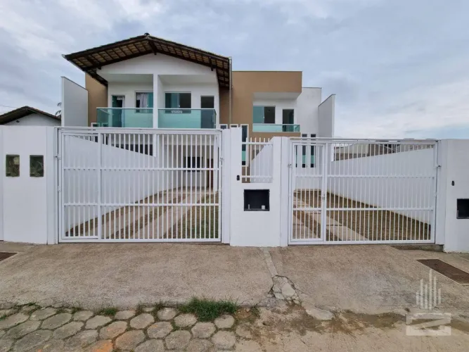 Sobrado à Venda com 3 Dormitórios e 121m² no bairro Velha em Blumenau