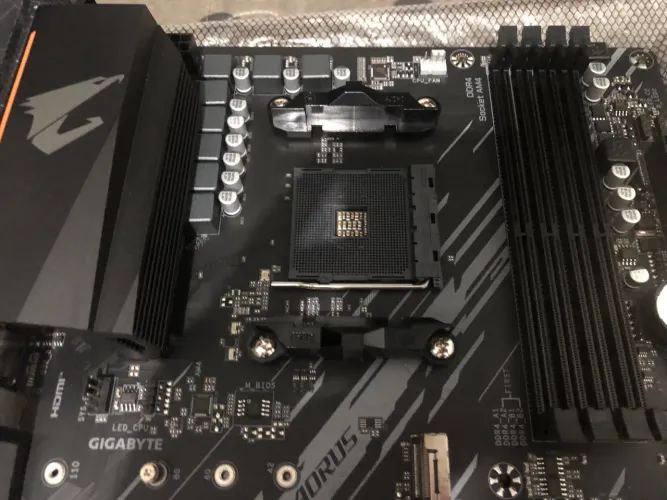 B550m Auros elite (NOVA)