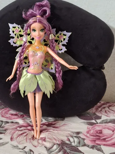 Barbie faytopia glee fada asas originais,roupa original boneca Mattel ,vai como está.