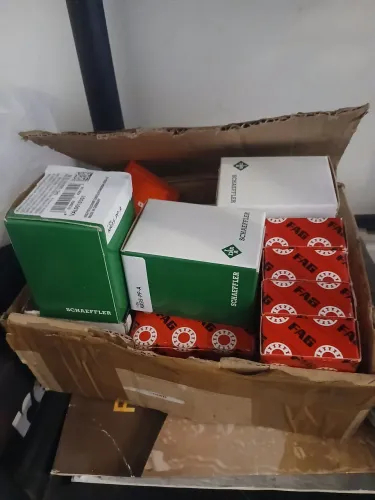 Rolamentos diversos poucas unidades