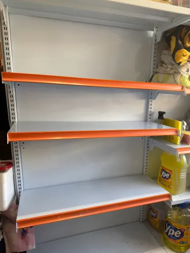 Gôndolas para comércio