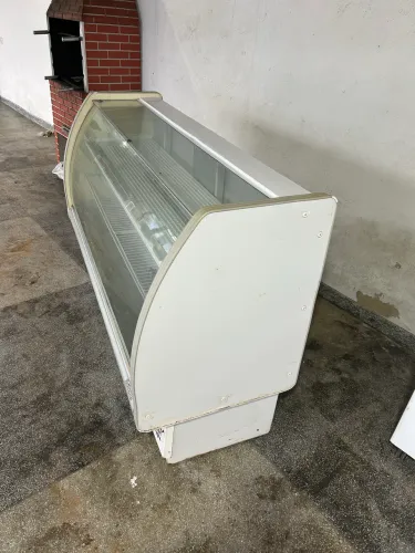 BALCÃO FRIO