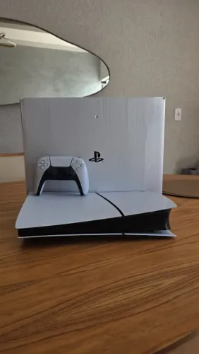PlayStation 5 Slim 1TB (Modelo CFI-2016) - SSD 1TB, excelente estado.