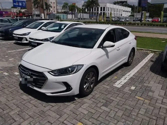 Hyundai Elantra Special Edit. 2.0 16V Flex Aut. 2017
