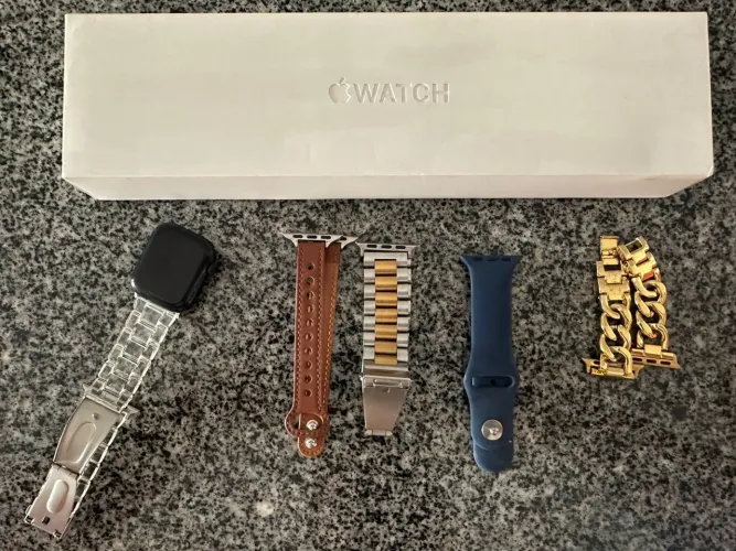 Apple Watch Série 7 - 41mm GPS + Cellular