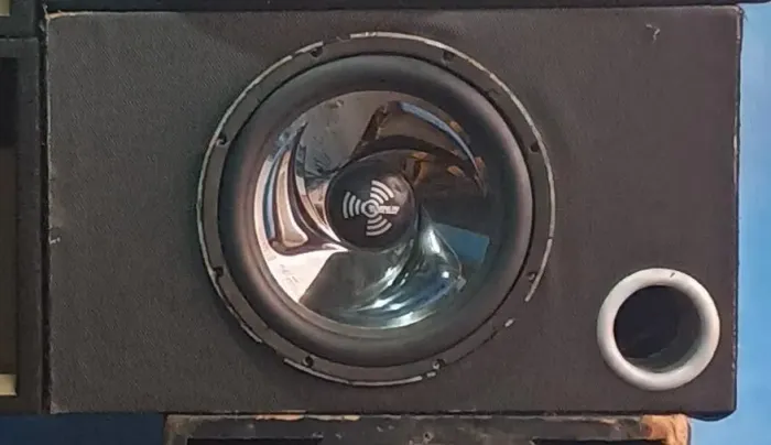 Vendo caixa som falante 12 400 rms