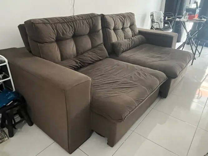 Sofá Retrátil 2,20 Cumprimento 1,20 a 1,80 largura aberto