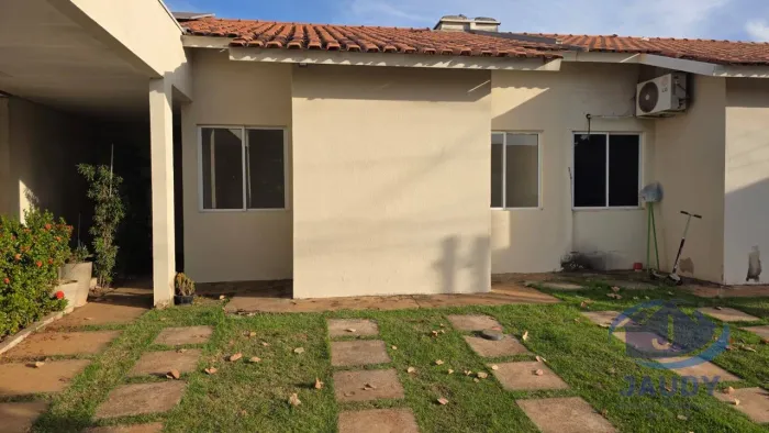 Jaudy Gestão Aluga: R$ 2000 Mil Casa 03 Qtos 01 Suíte Cond. Esmeralda VG