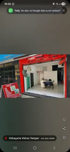 VENDEDORA
