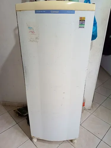 Vendo geladeira Consul funcionando perfeitamente
