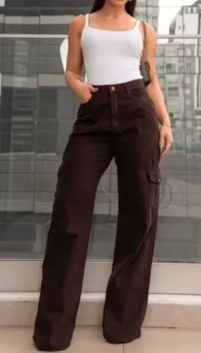 CALÇA SARJA WIDE LEG FEMININA CINTURA ALTA BOLSOS CARGO 44