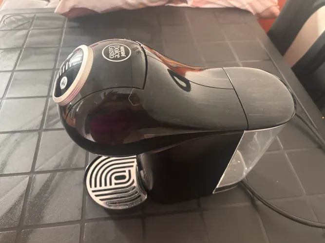 Cafeteira Dolce Gusto Arno