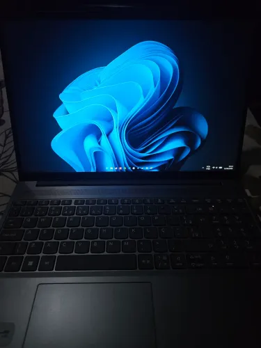 Notebook Ideapad slim 3 Ryzen 7 7735hs, 24gb ram DDr5, 512gb ssd Windows 11
