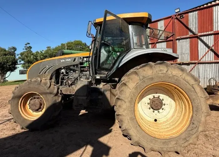 Trator Valtra BT190