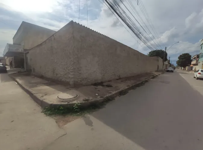 Excelente oportunidade!! Vendo ótimo imóvel com 5 kitnets dentro