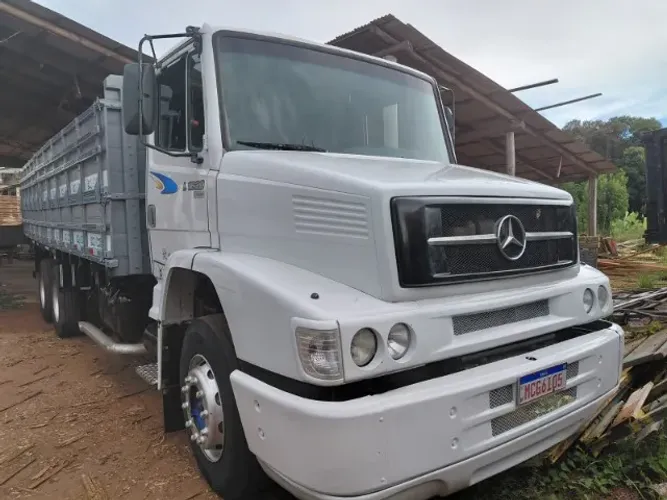 Mercedes Benz MB-1620 graneleiro