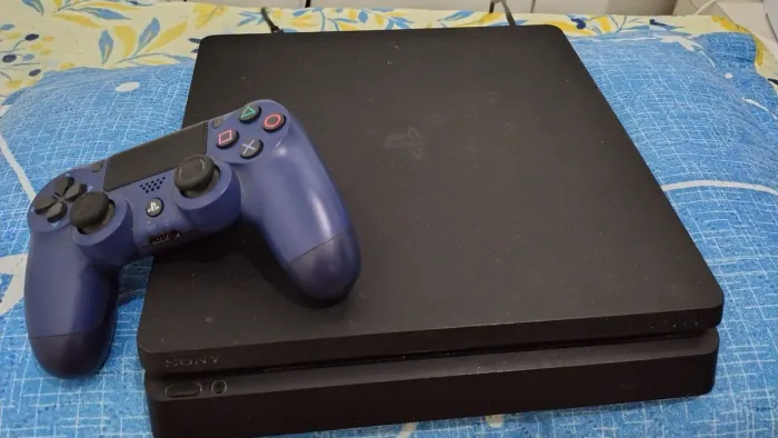 Ps4 slim 1tb hd