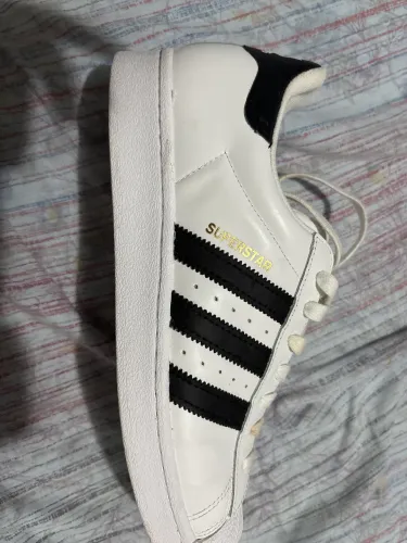 Adidas Superstar seminovo (4 usos)