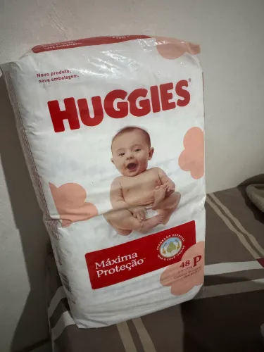 Vende-se Fralda Huggies P