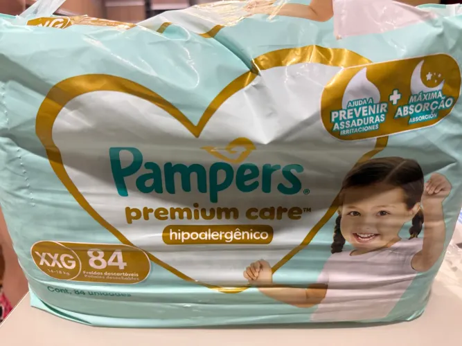 Fraldas Pampers Premiun Care