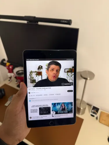 iPad mini 5 com caneta