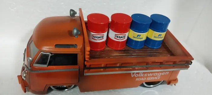 Miniatura 1:24 kombi jada 