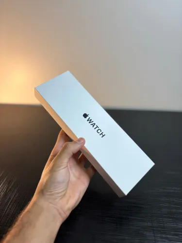 Apple Watch SE 3 - 44mm Midnight (LACRADO/NOVO)