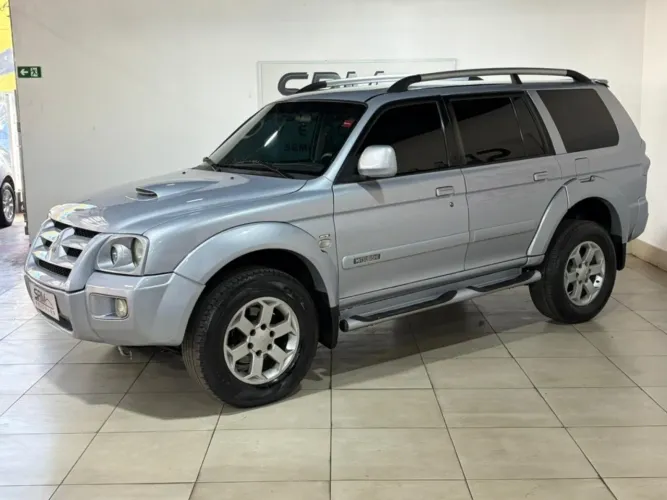 Mitsubishi Pajero Sport 3.0 4X2 V6 24V 2010