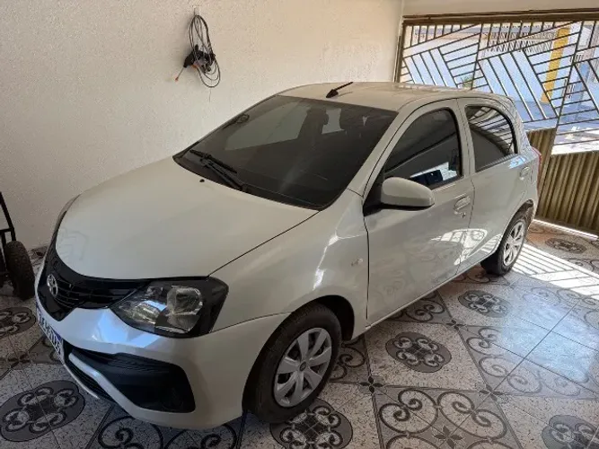 Toyota Etios X 1.3 Flex 16V 5P Aut. 2019