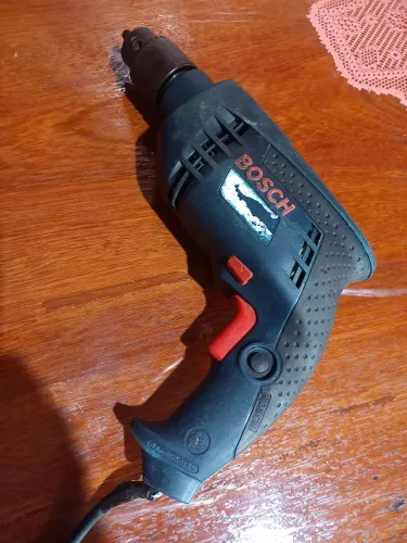 Vendo furadeira boosch