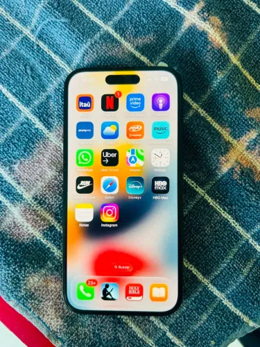 iPhone 16