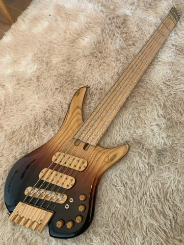 Baixo Headless 6 cordas Z Bass