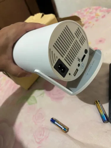 Projetor HY300