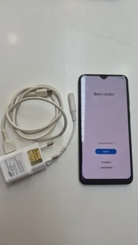 Samsung a30s preto em ótimo estado.