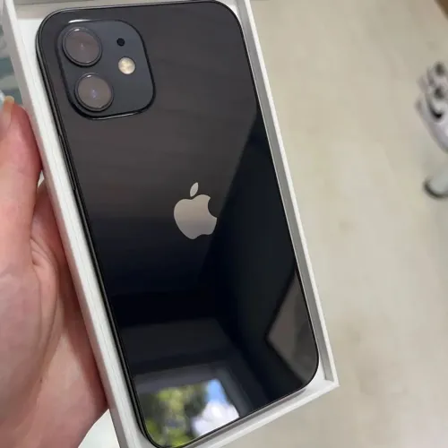 VENDO IPHONE 12 64GB semi zero funcionando tudo Ok