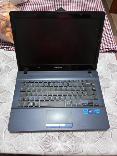 Notebook Samsung NP270E4E